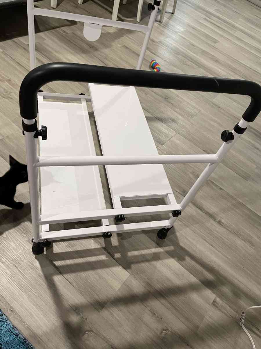 bedside steps - Houston, Texas - FleaMarketBay