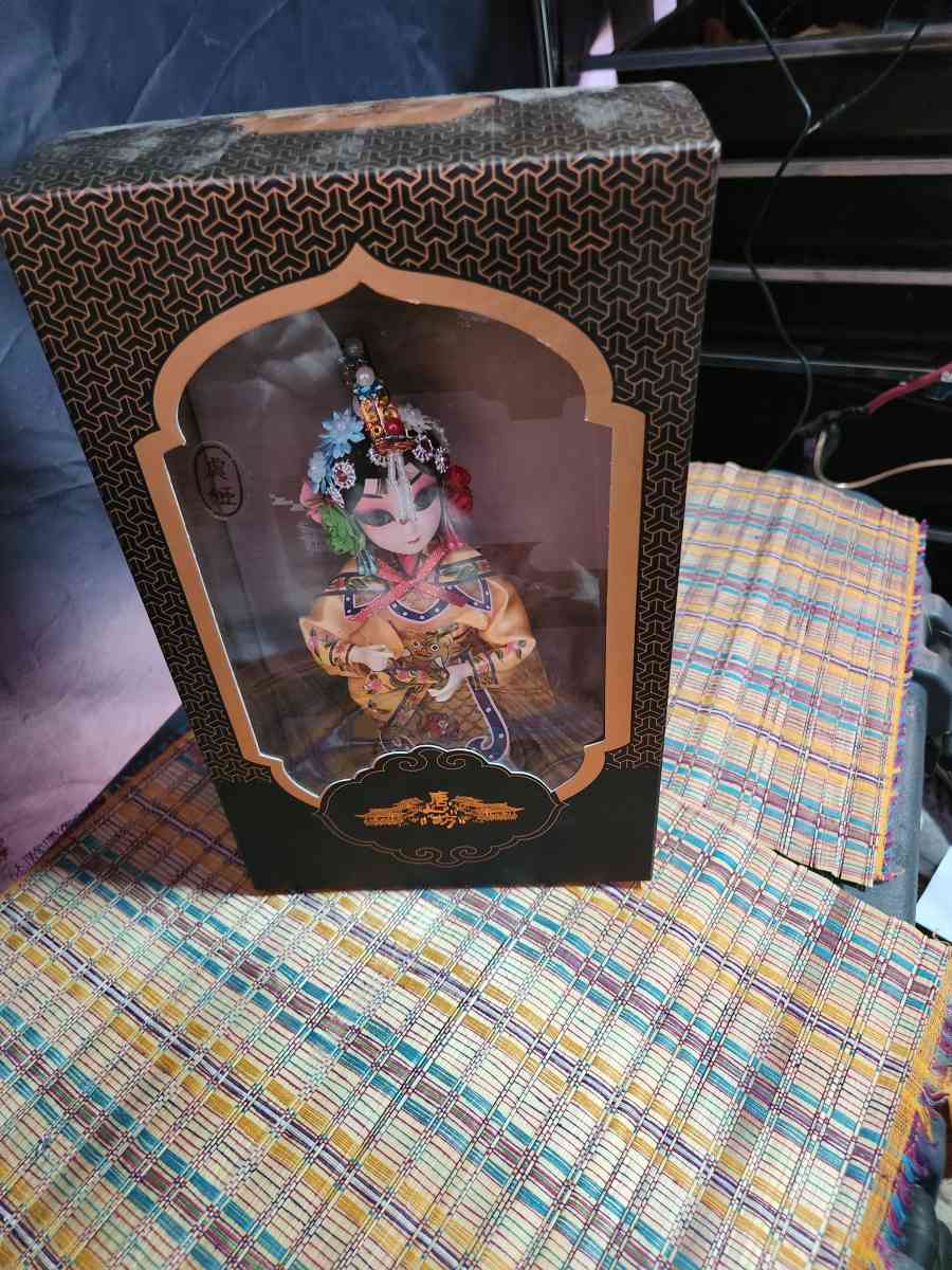 vintage geshia doll - Mountain View, California