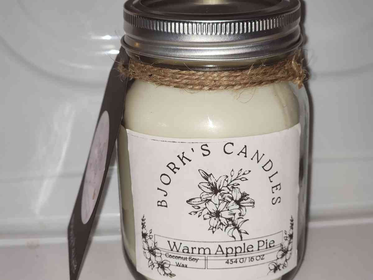 Handmade 16 oz Mason Jar candle - Valdese, North Carolina - FleaMarketBay