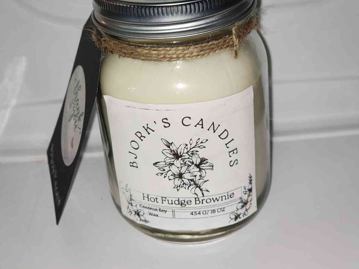 Handmade 16 oz mason jar candle - Valdese, North Carolina - FleaMarketBay