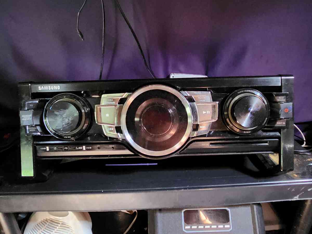 samsung stereo - Shenandoah, Virginia - FleaMarketBay