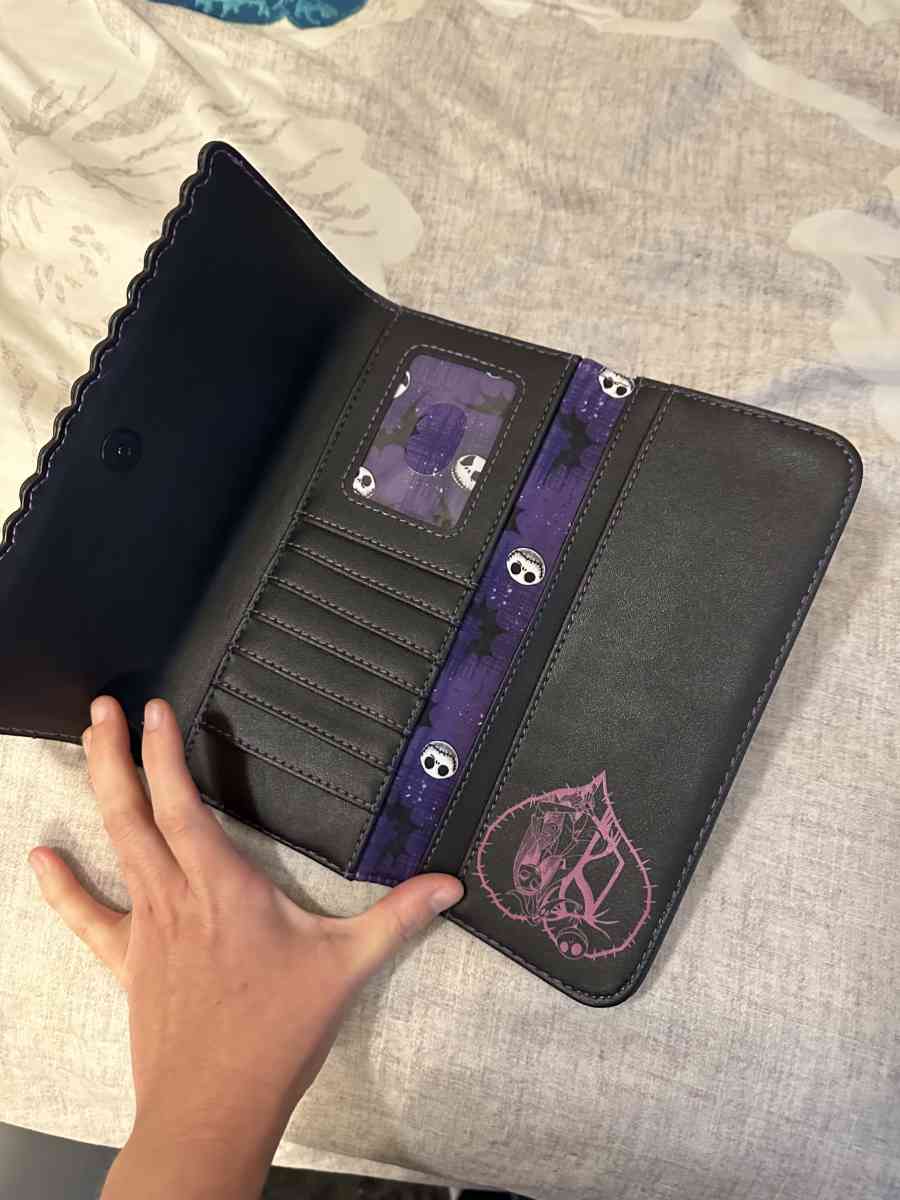 Nightmare before Christmas wallet - Lakewood, California - FleaMarketBay