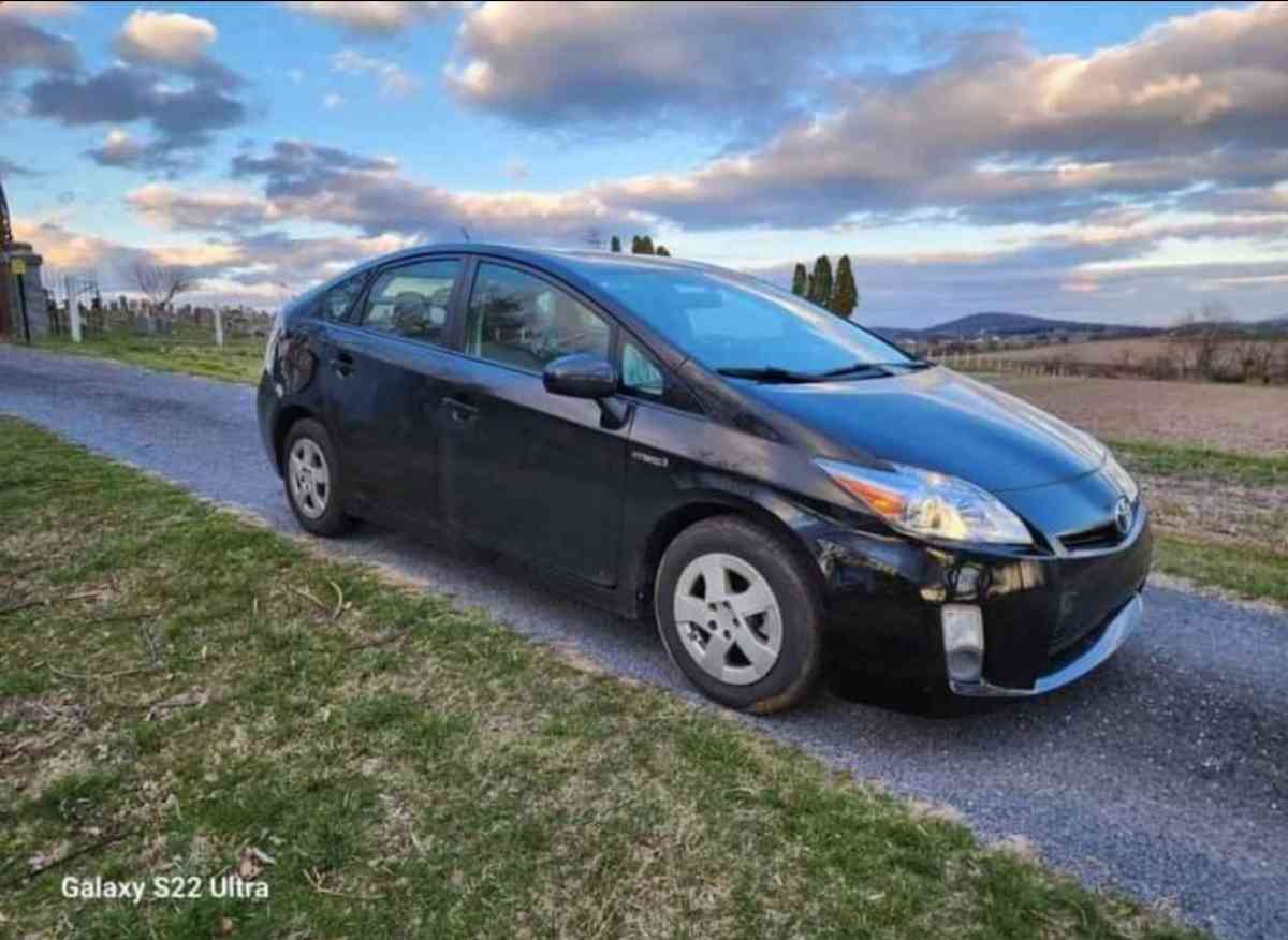 2011 Toyota Prius - Harrisonburg, Virginia - FleaMarketBay