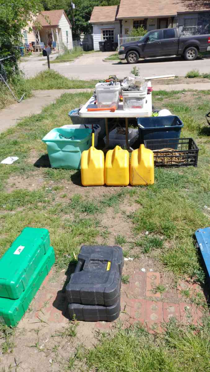 Roofing Equipment - Fort Worth, Texas - FleaMarketBay