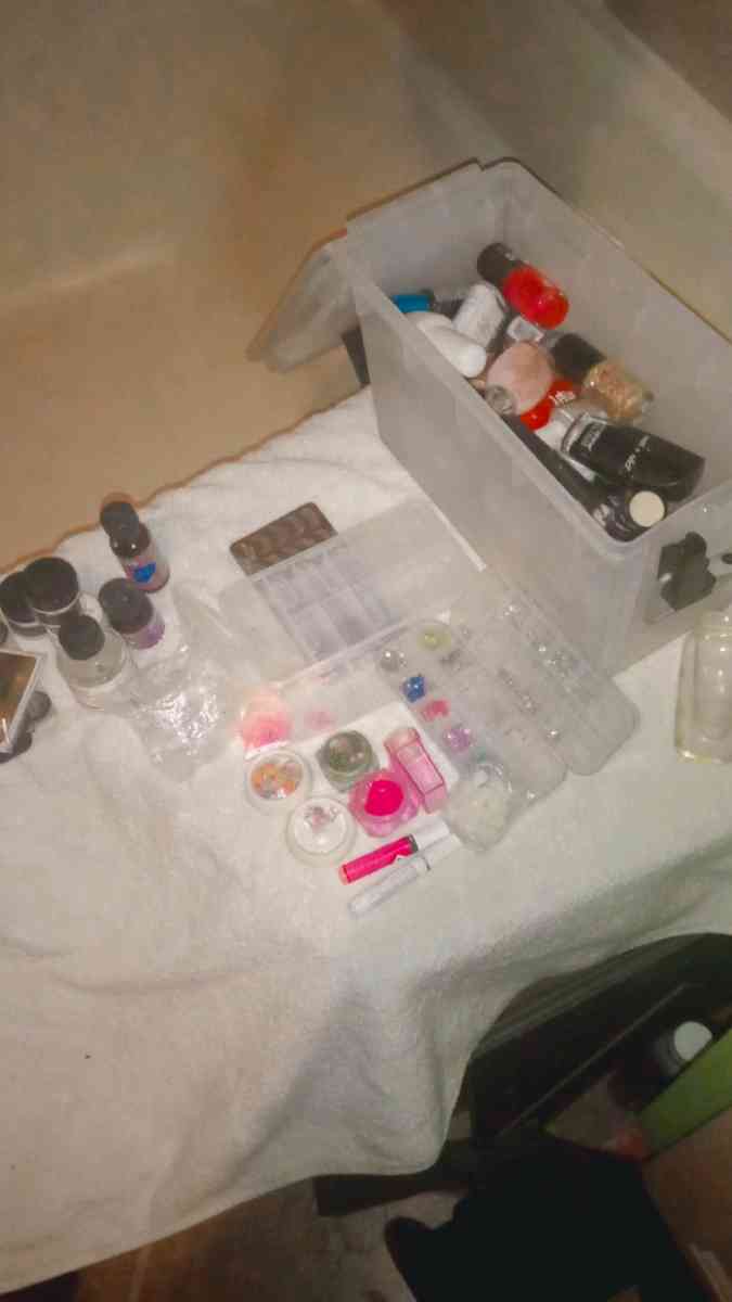 acrylic monomer hard gel builder gel UV light nail drill - Gardendale, Alabama