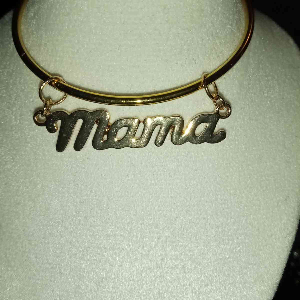 mama charm on a bangle bracelet - Newark, Delaware