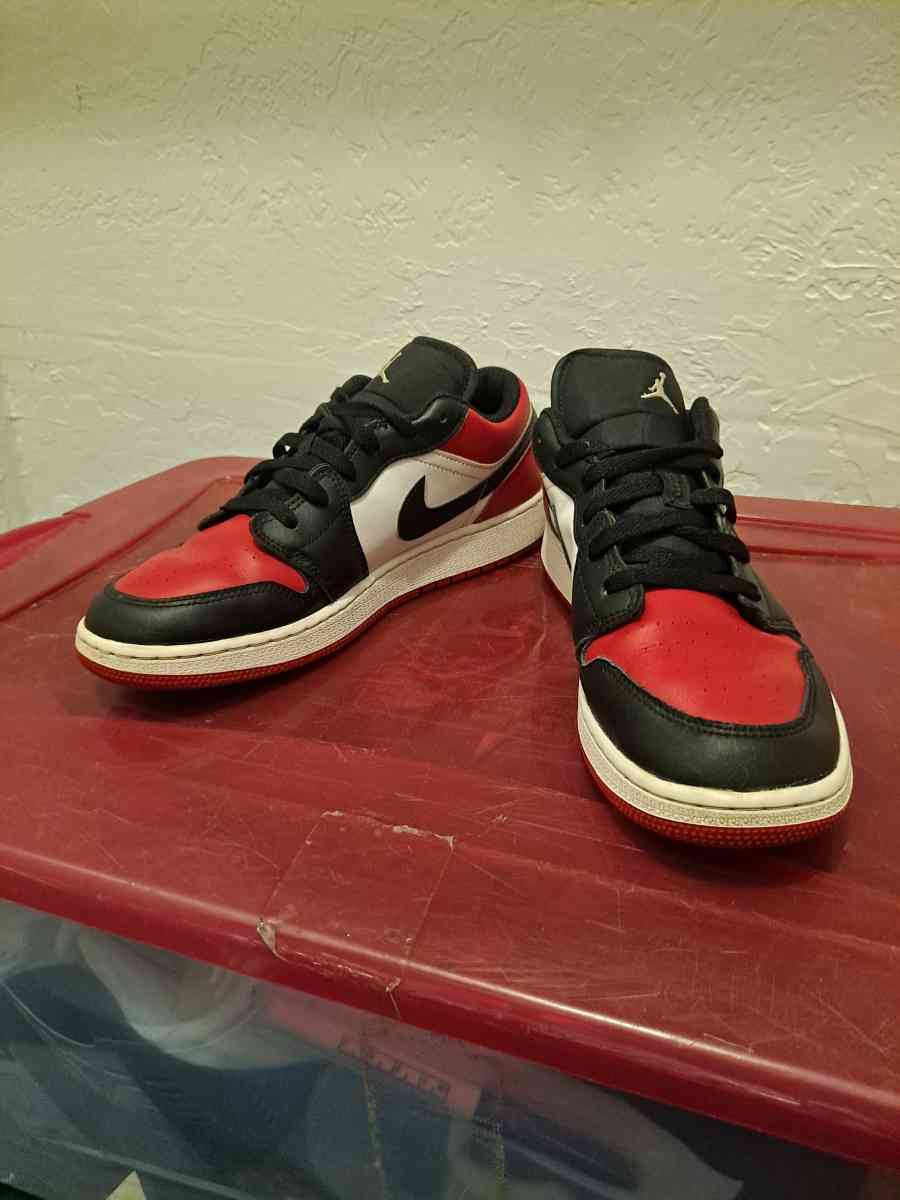 Jordans size 7y - Dickinson, Texas