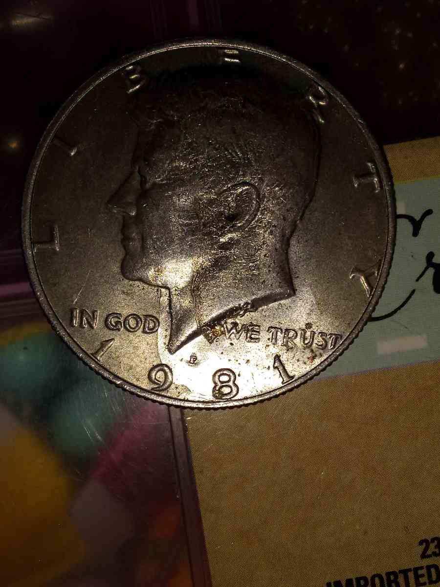 1981 silver Kennedy dollar - Flippin, Arkansas