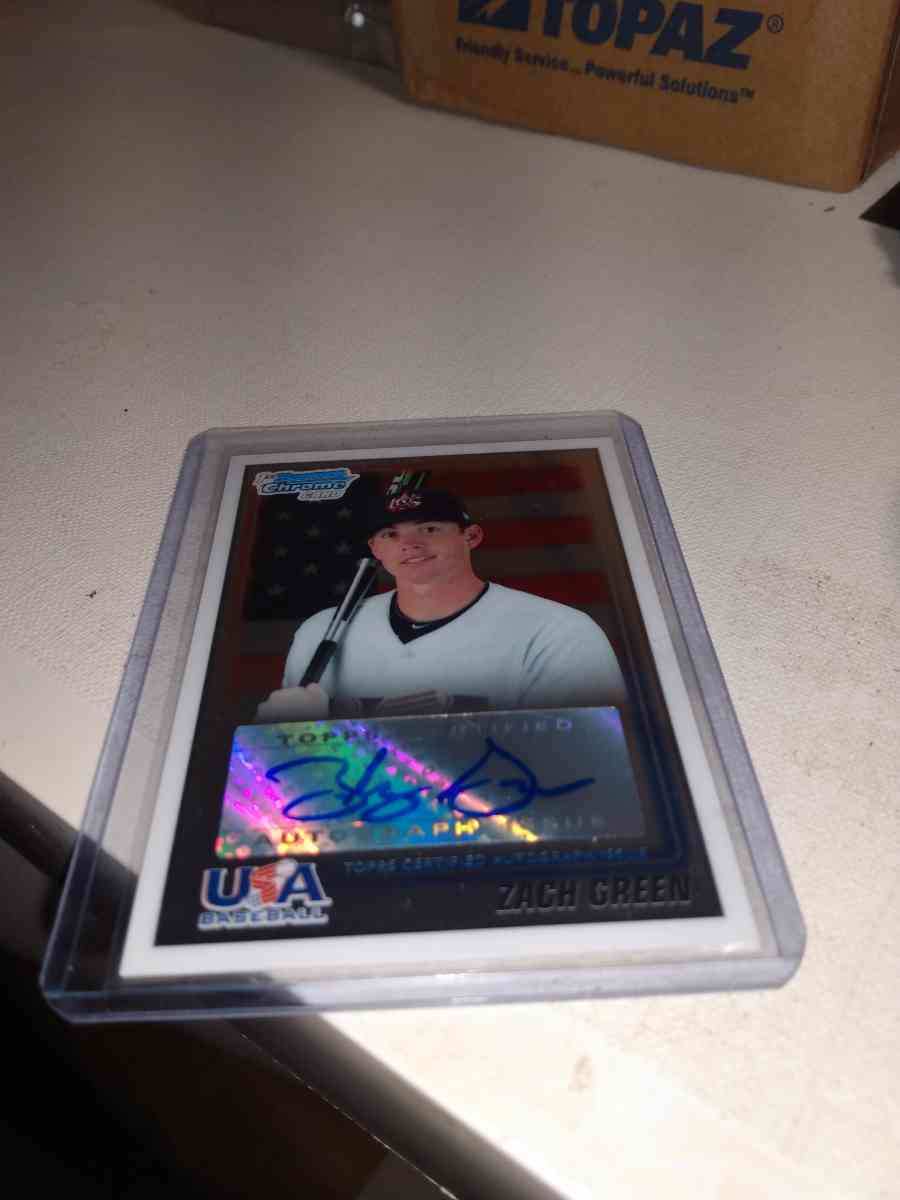 2010 Topps Bowman first Chrome card Zach green autograph