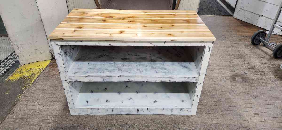 tv console - Urbana, Illinois - FleaMarketBay