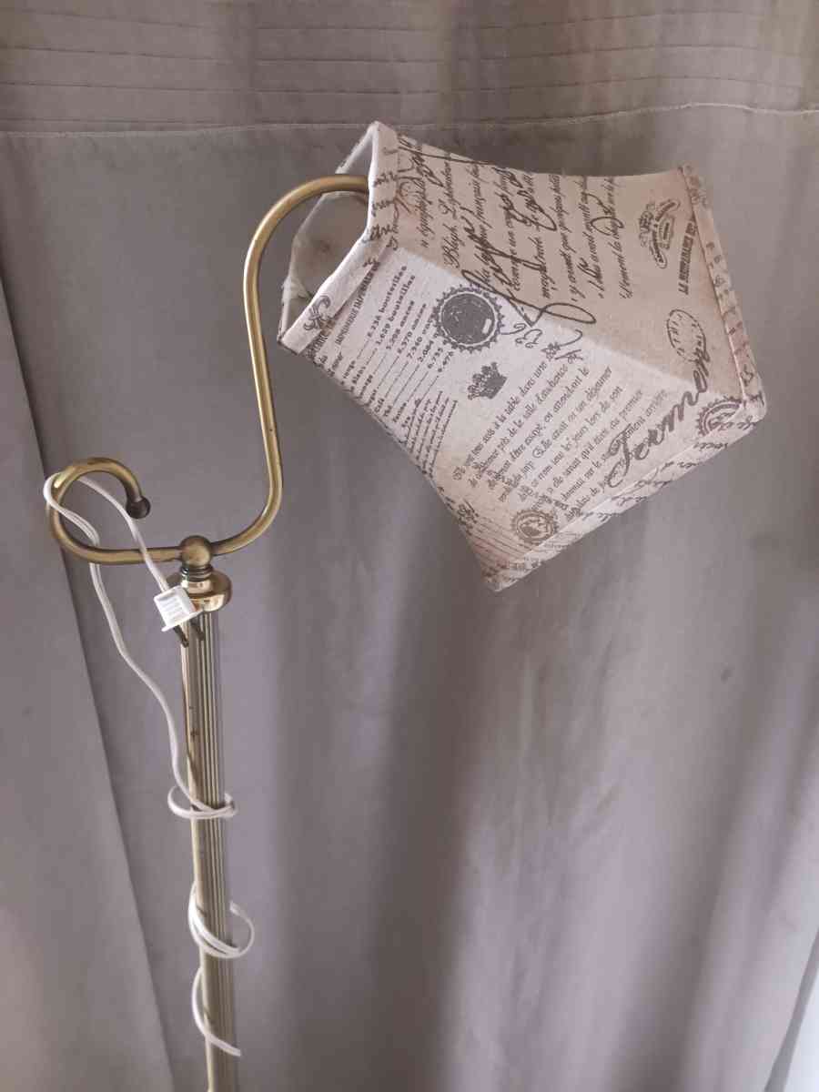 Chic Cute Lamp - Big Spring, Texas - FleaMarketBay