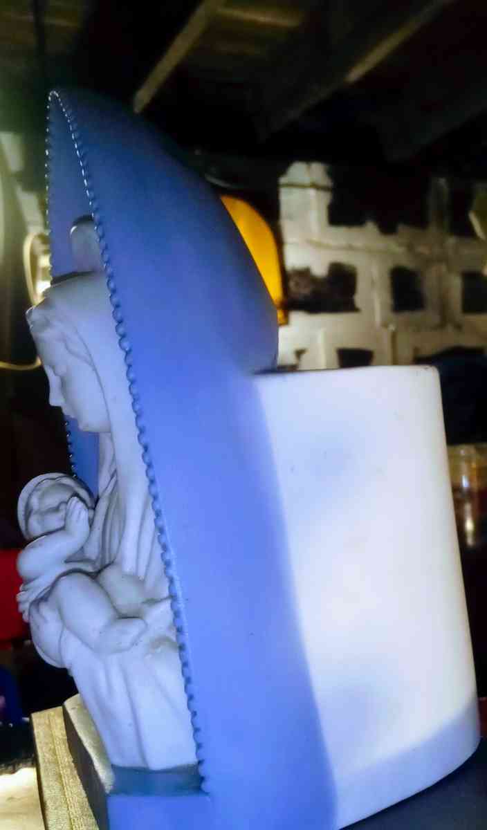 HOLY MOTHER MARY AND THE BLESSED BABY JESUS PLANTER - Alliance, Ohio - FleaMarketBay