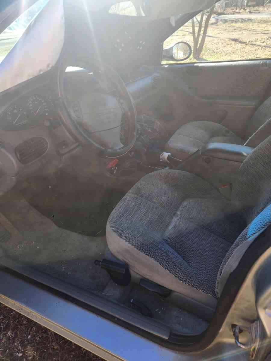 Dodge stratus - Eldon, Missouri - FleaMarketBay