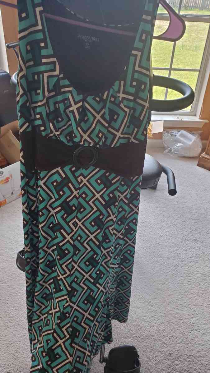 Variety of Ladies Dresses - Pelham, Alabama - FleaMarketBay