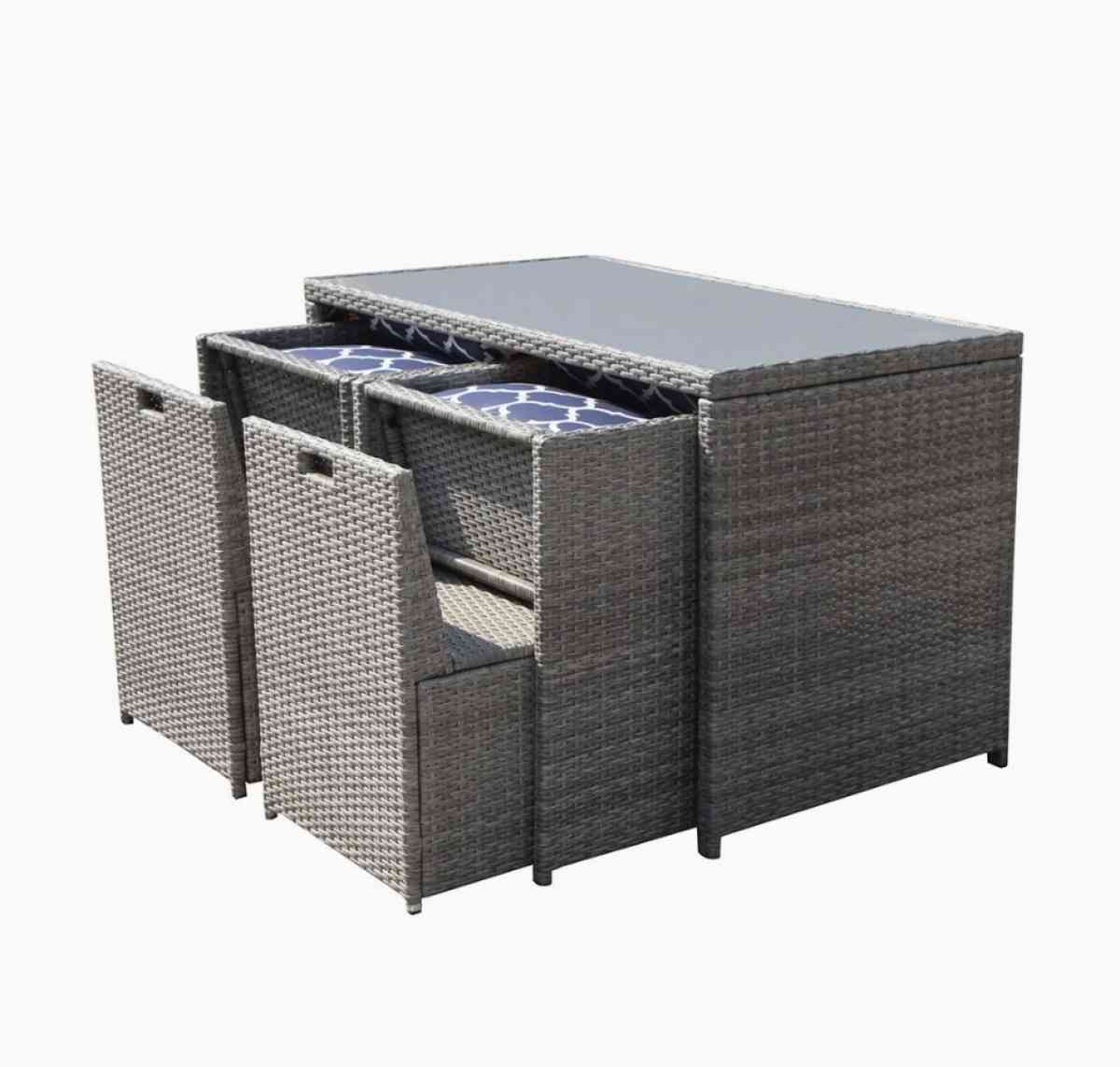 5pc outdoor patio dining set 4 chairs with 1 dining table - Stockton, California - FleaMarketBay