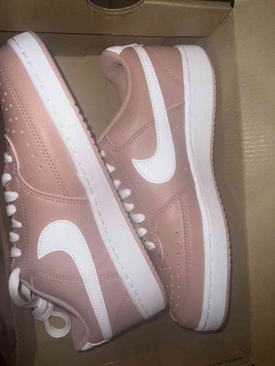 w Nike court vision lo NN - Deerfield Beach, Florida - FleaMarketBay