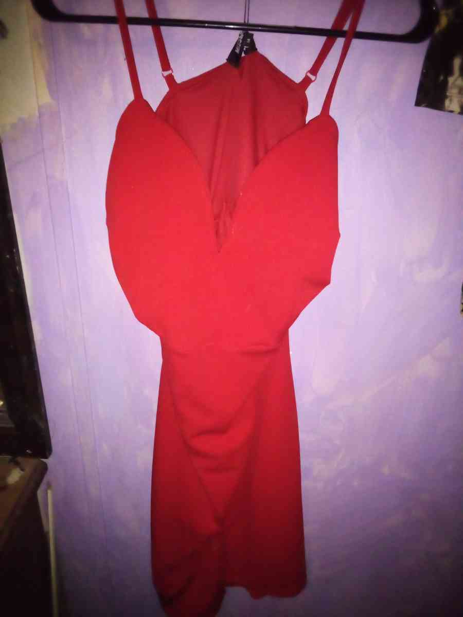 womans clothes - Gillsville, Georgia - FleaMarketBay