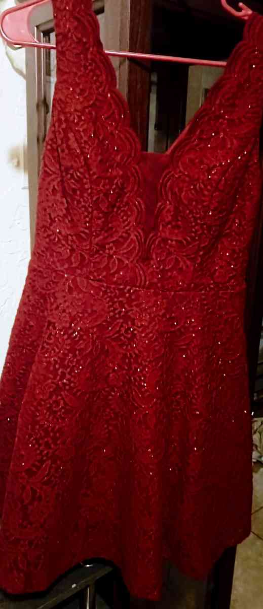 Size 9 Red Sleeveless sequence cocktail dress work once cond - Saint Petersburg, Florida