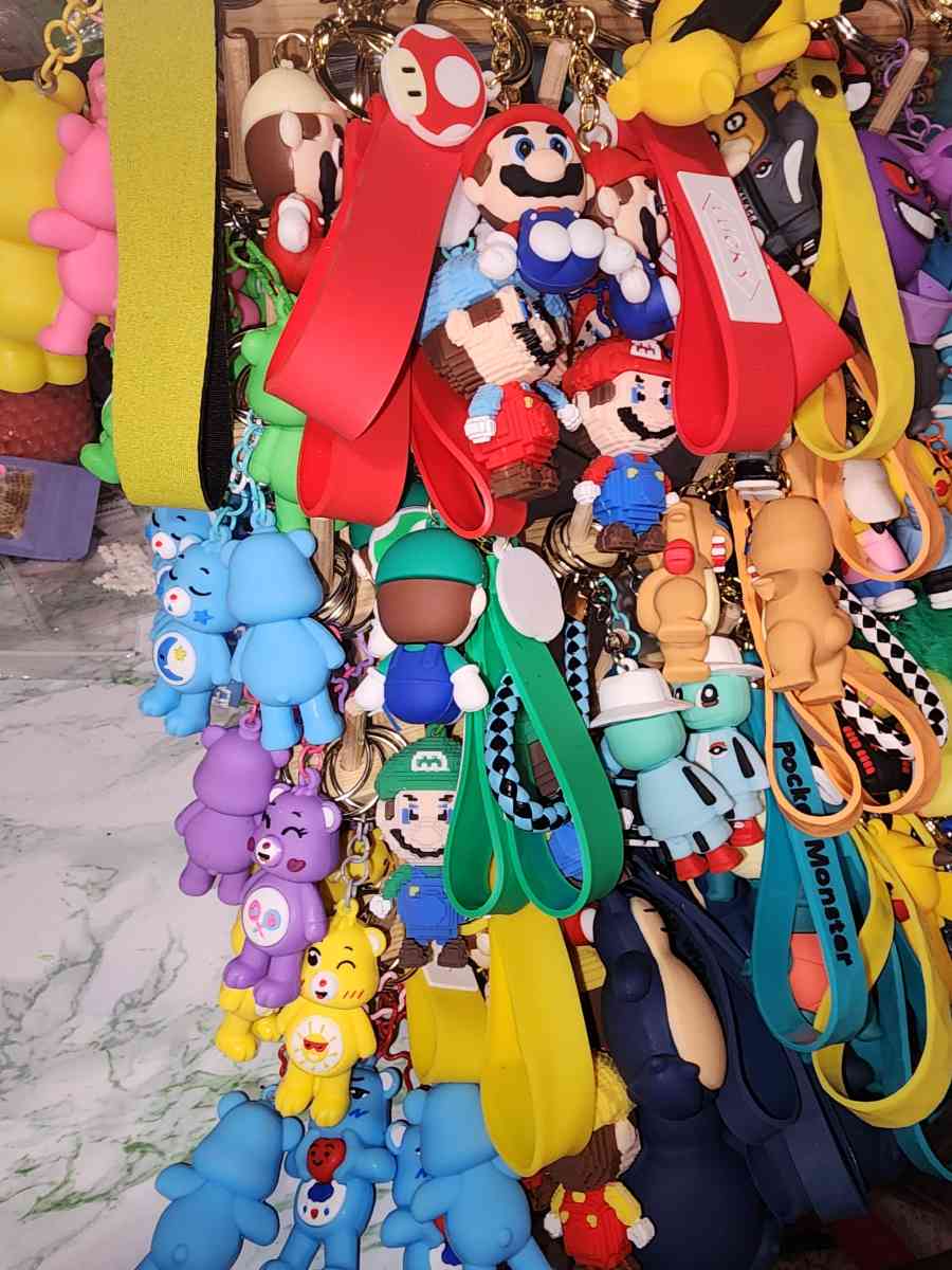 Fun keychains - Johnson City, New York - FleaMarketBay