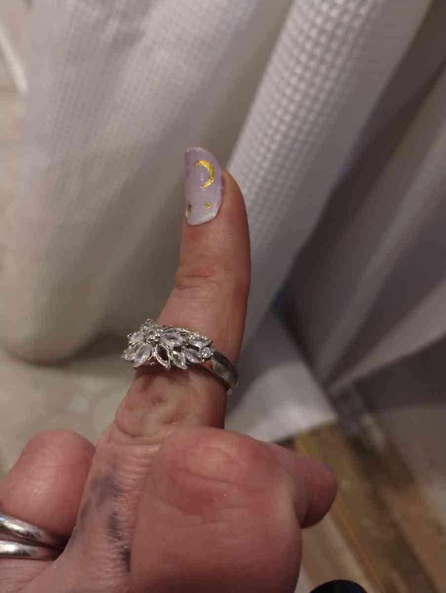 womans ring - Denver, Colorado - FleaMarketBay