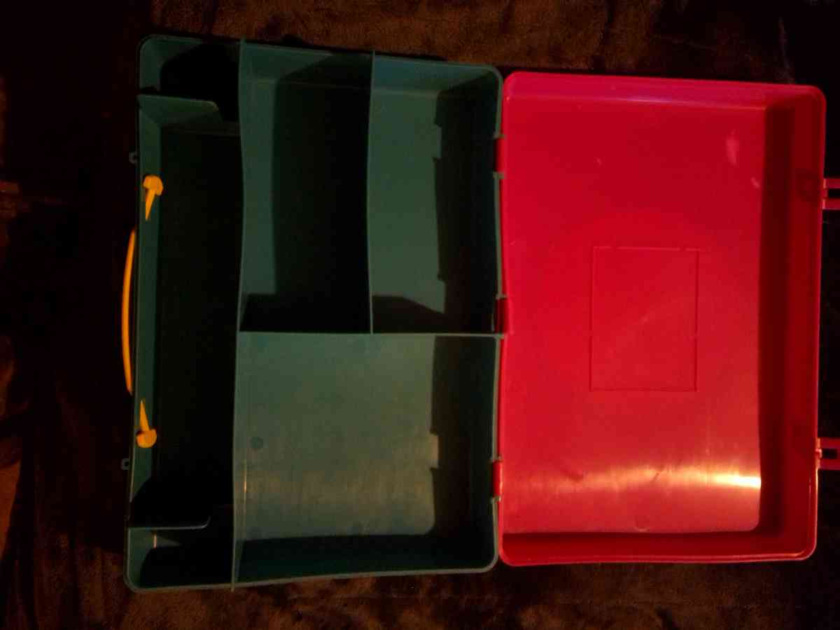 A Box Oraganizer - Gaston, South Carolina - FleaMarketBay