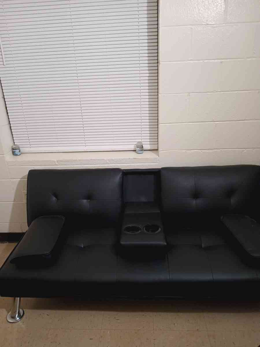 House hold items - Tallahassee, Florida - FleaMarketBay