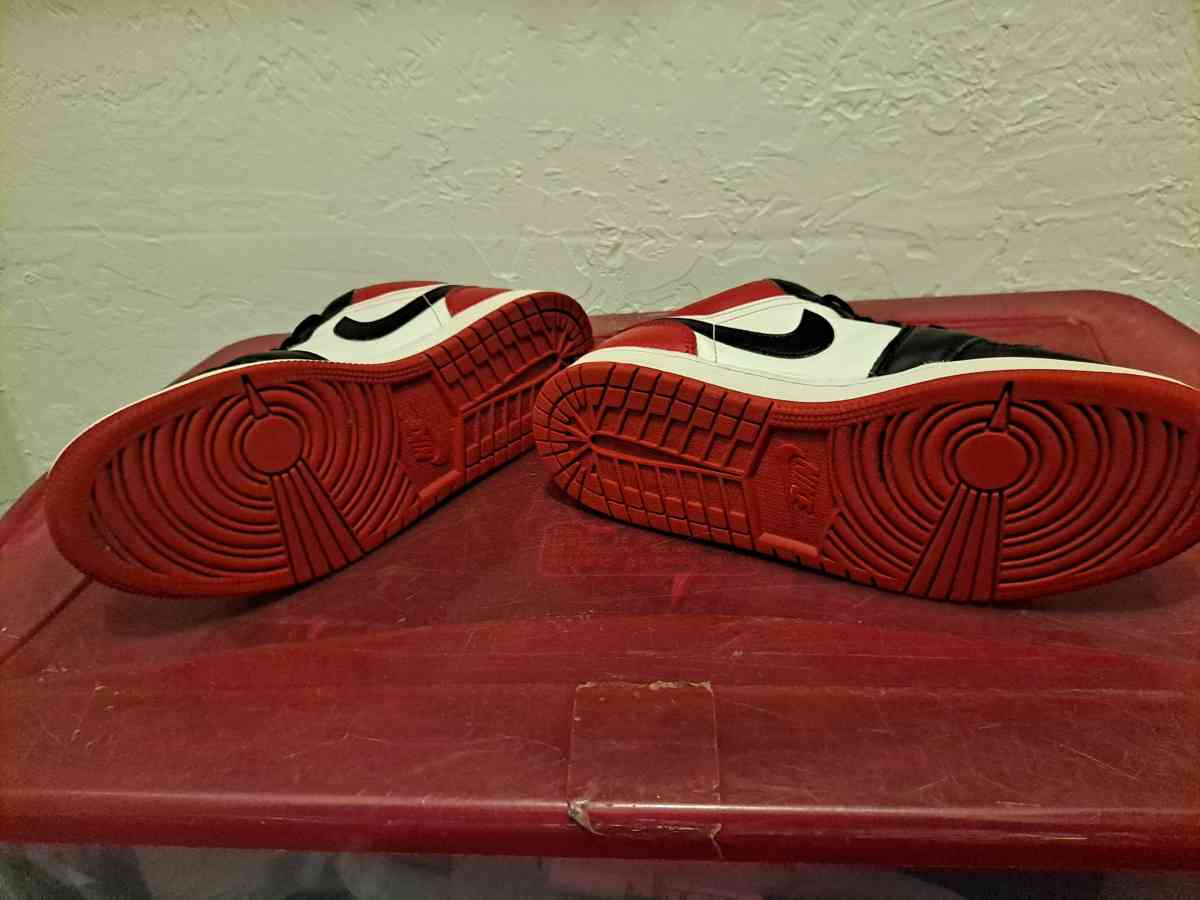 Jordans size 7y - Dickinson, Texas - FleaMarketBay