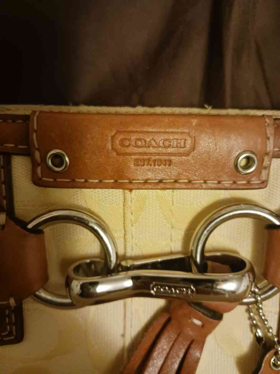 Womens Coach Purse - Urbana, Illinois - FleaMarketBay