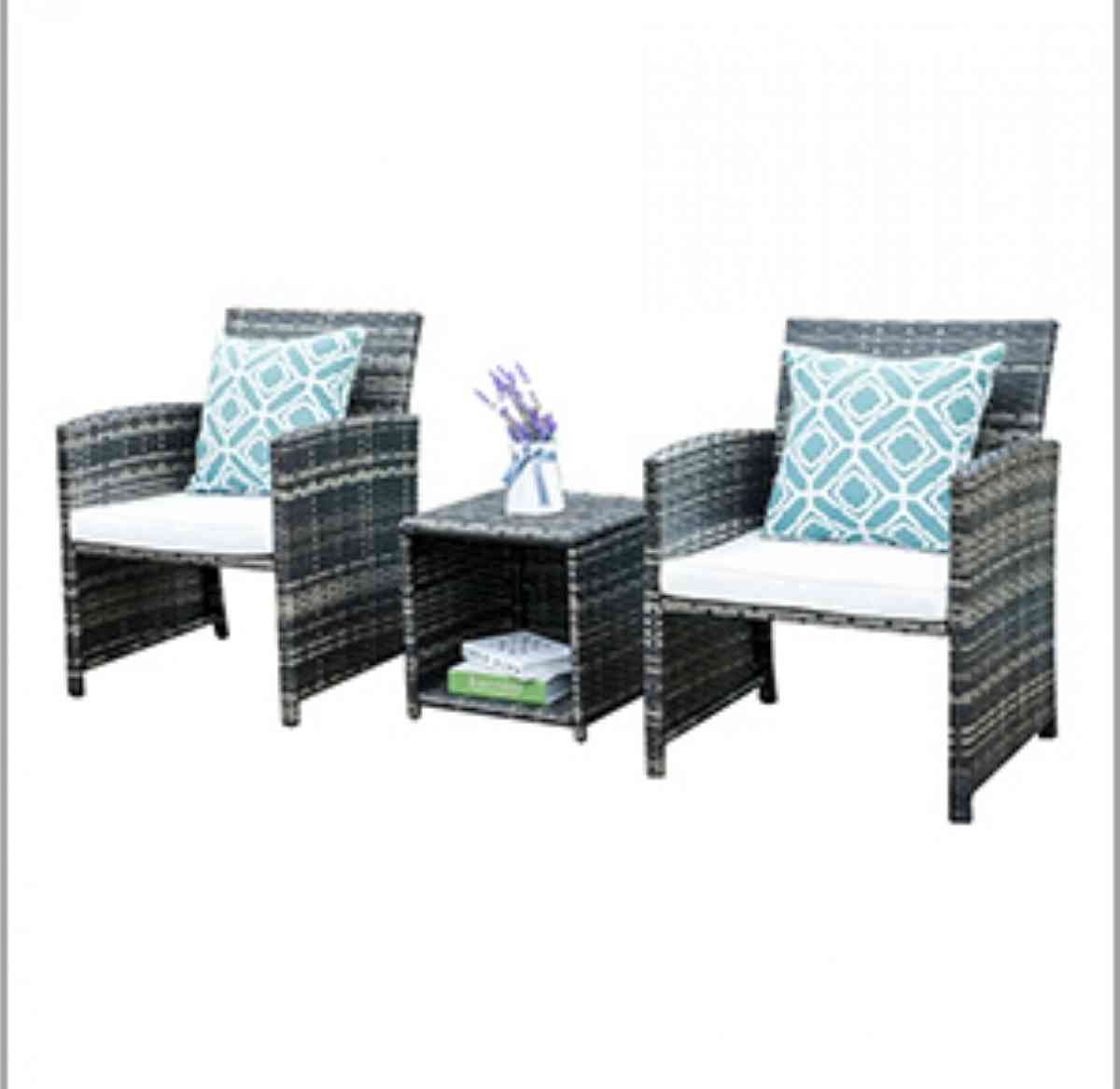 3pc outdoor patio set gray wicker with cream color cushion - Stockton, California - FleaMarketBay