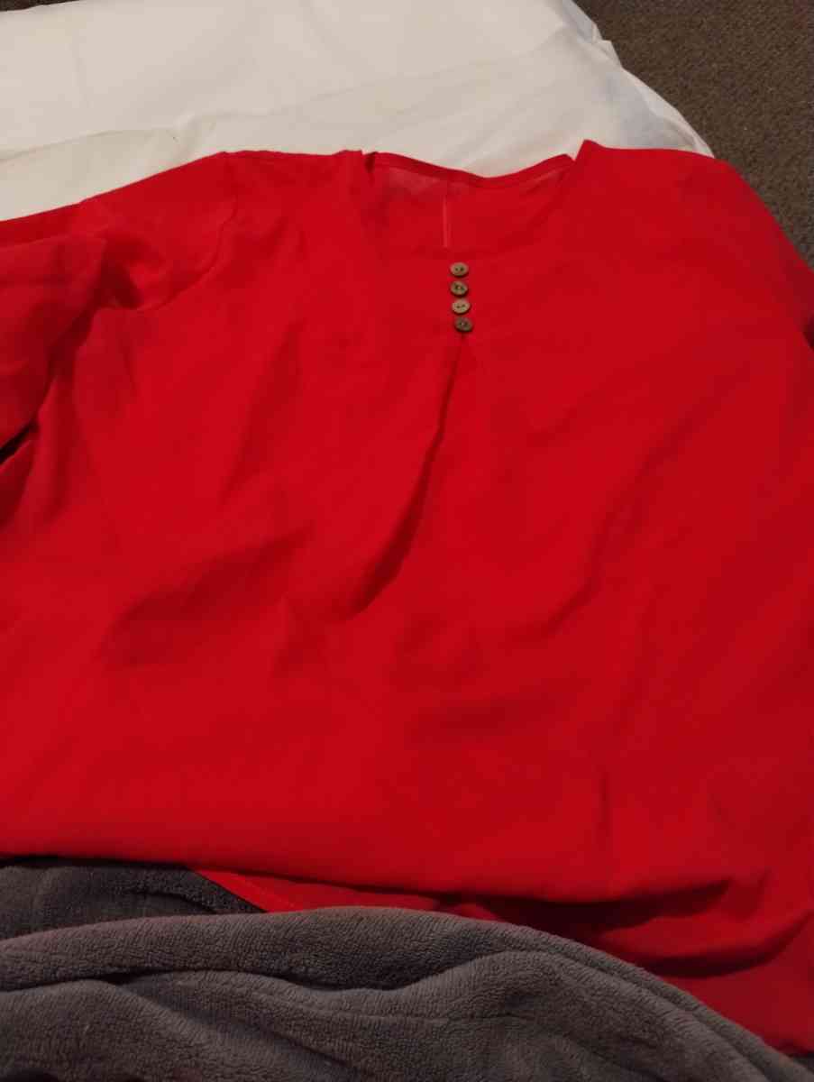 pink shirt - Columbus, Ohio - FleaMarketBay