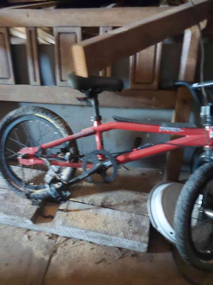 18 in redline pit bike - Frankfort, Indiana