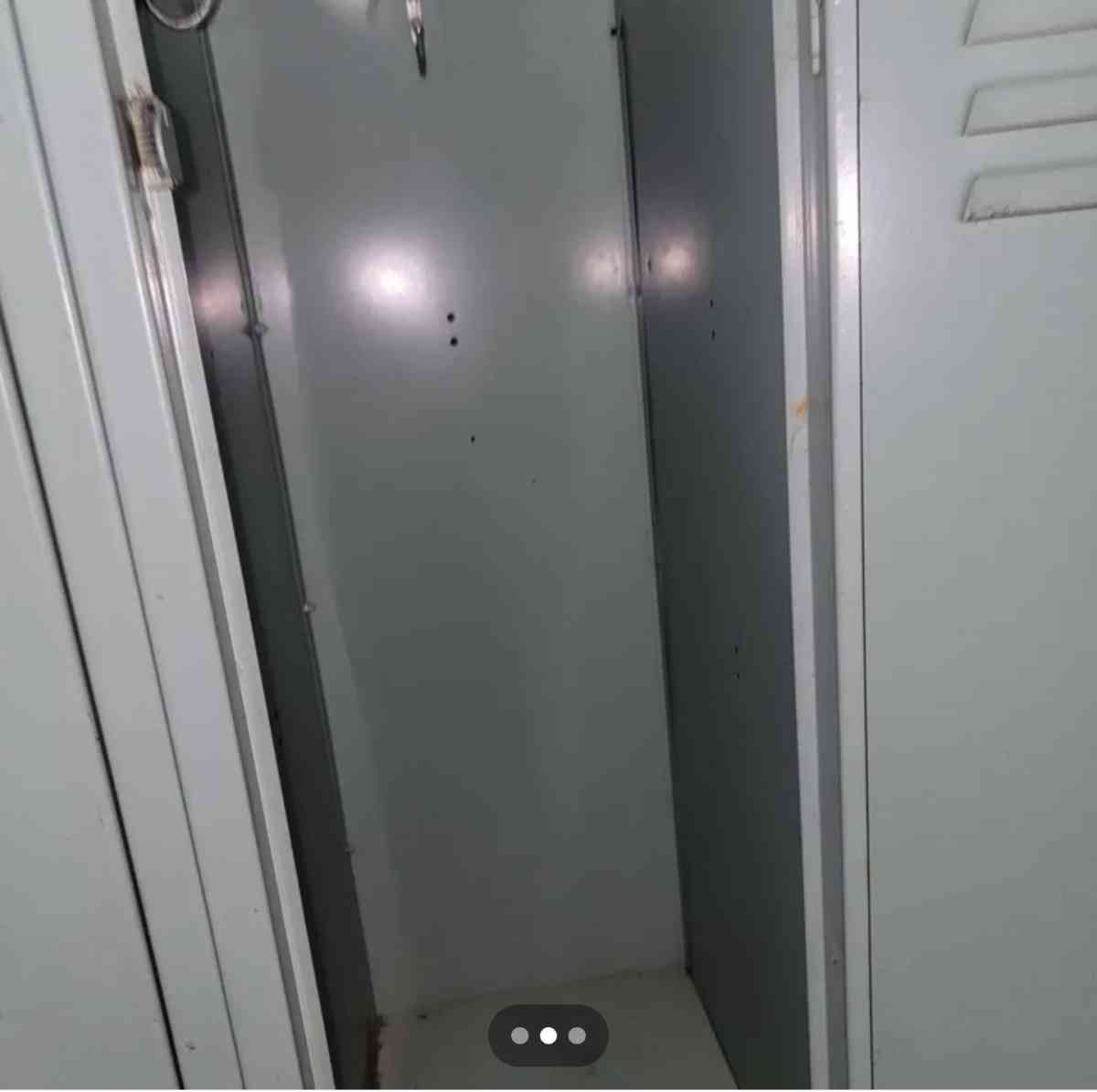 penco Product Inc metal lockers  2 tier 6 lockers - Wiggins, Mississippi - FleaMarketBay