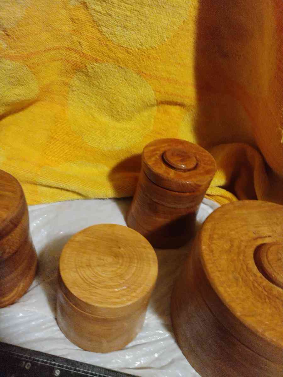 wood jars and boxes - Boise, Idaho - FleaMarketBay