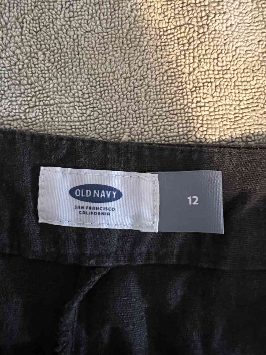 womens shorts size 12 - Laurel, Maryland - FleaMarketBay