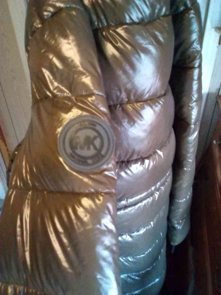 Michael Kors Womens Long hooded puffer coat - Ashville, Ohio - FleaMarketBay