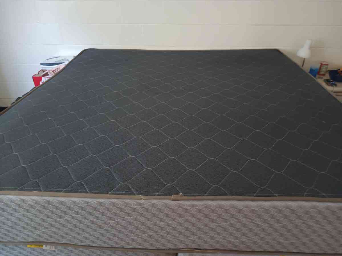 House hold items - Tallahassee, Florida - FleaMarketBay