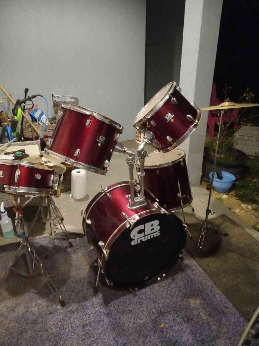 Bass drum set - Summerfield, Florida