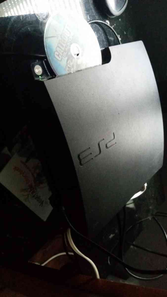 PS3 works perfectly but need ur own controller - Saint Petersburg, Florida