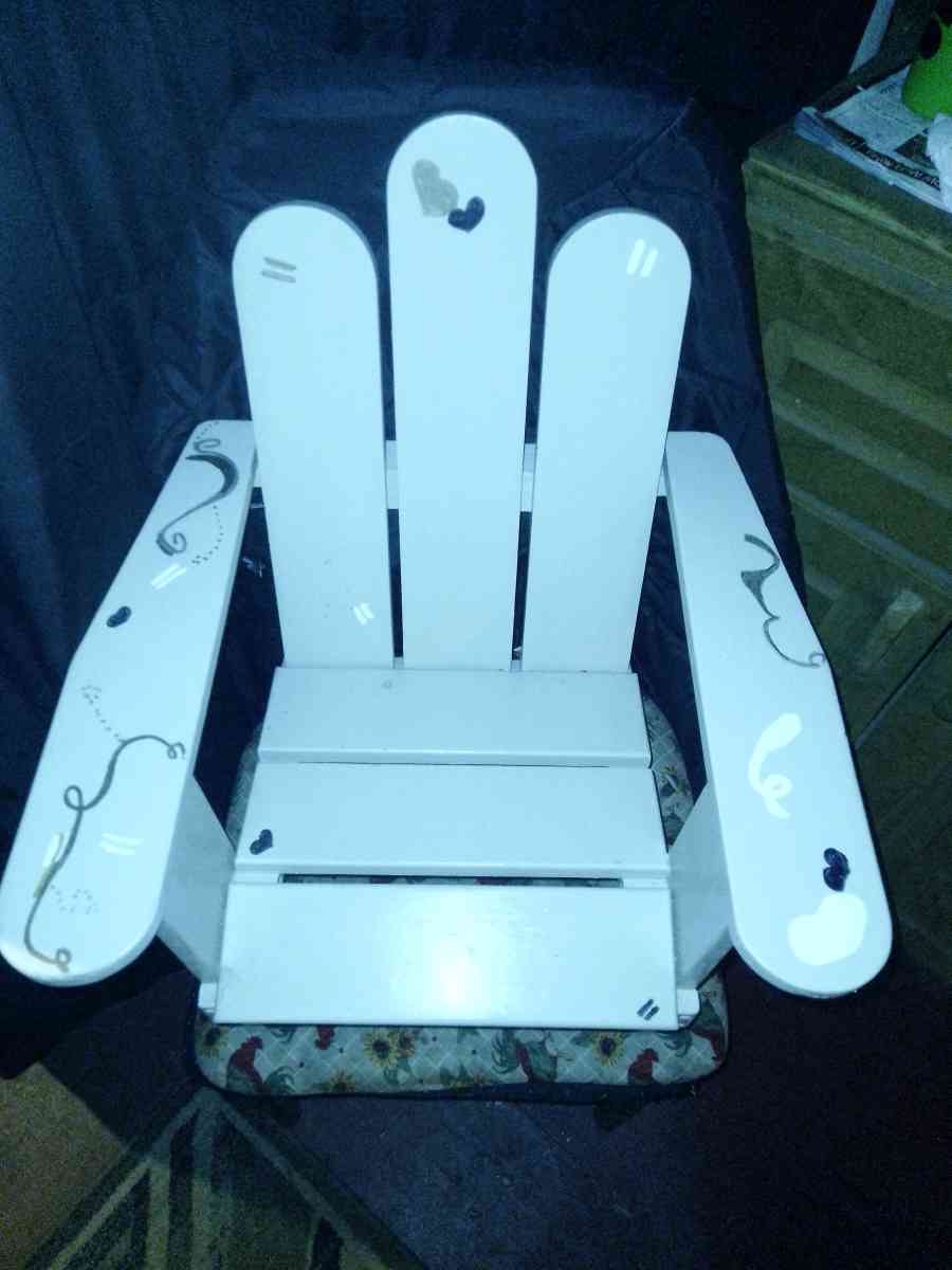 wooden Chair - Gaston, South Carolina