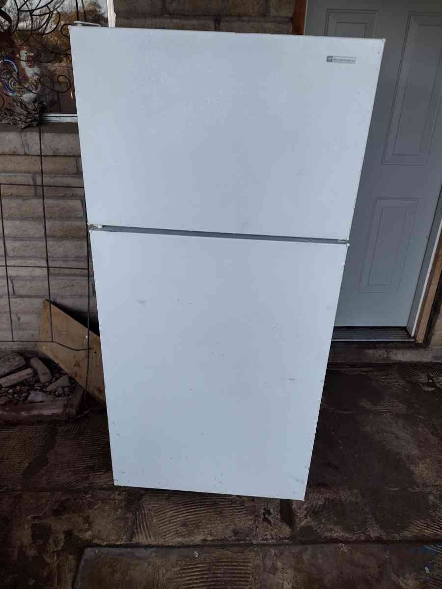 Americana fridge - Tucson, Arizona - FleaMarketBay