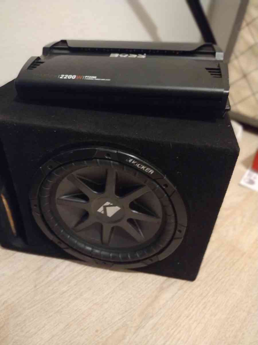 12 inch speaker subwoofer with 2200 watts amplifier - Los Angeles, California