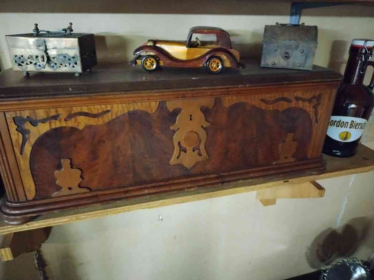 vintage wood box - Dallas, Texas