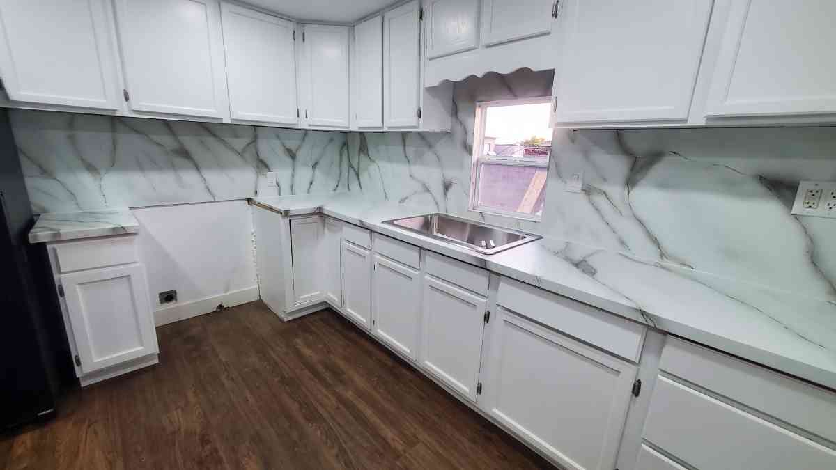 kitchen refinishing with epoxy resin - Phoenix, Arizona - FleaMarketBay
