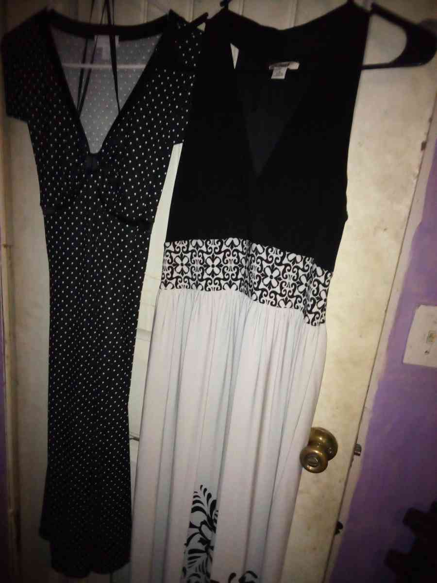 woman clothes - Gillsville, Georgia - FleaMarketBay