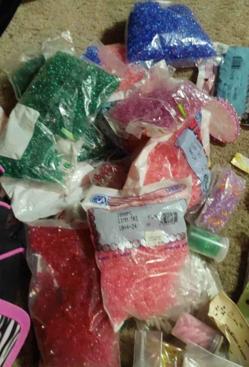 beads - Glenn, California - FleaMarketBay