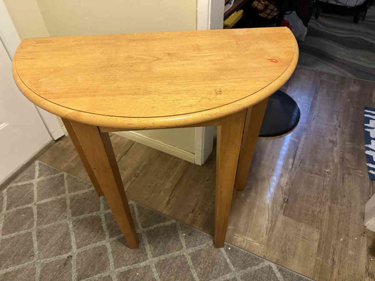 Hallway table - Lakewood, California