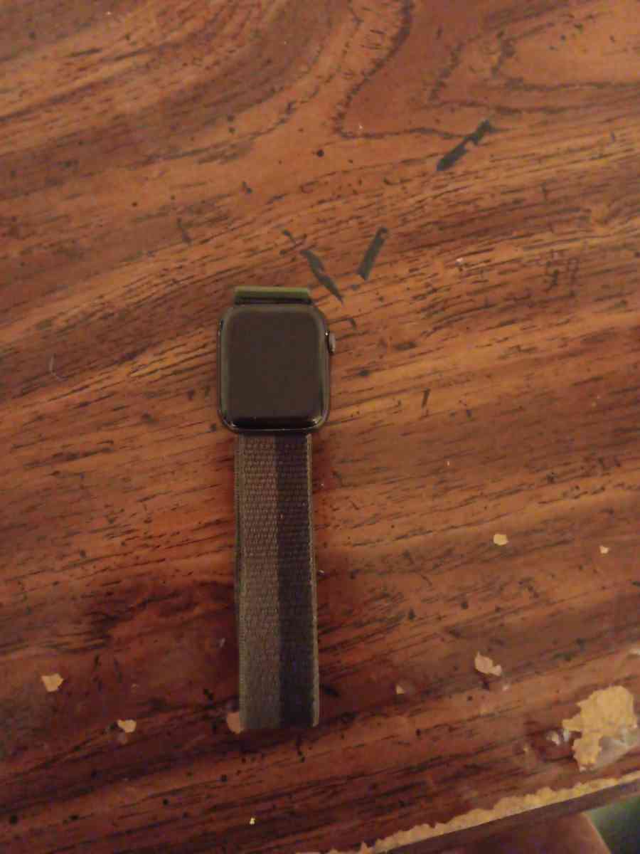 Apple watch - Daytona Beach, Florida