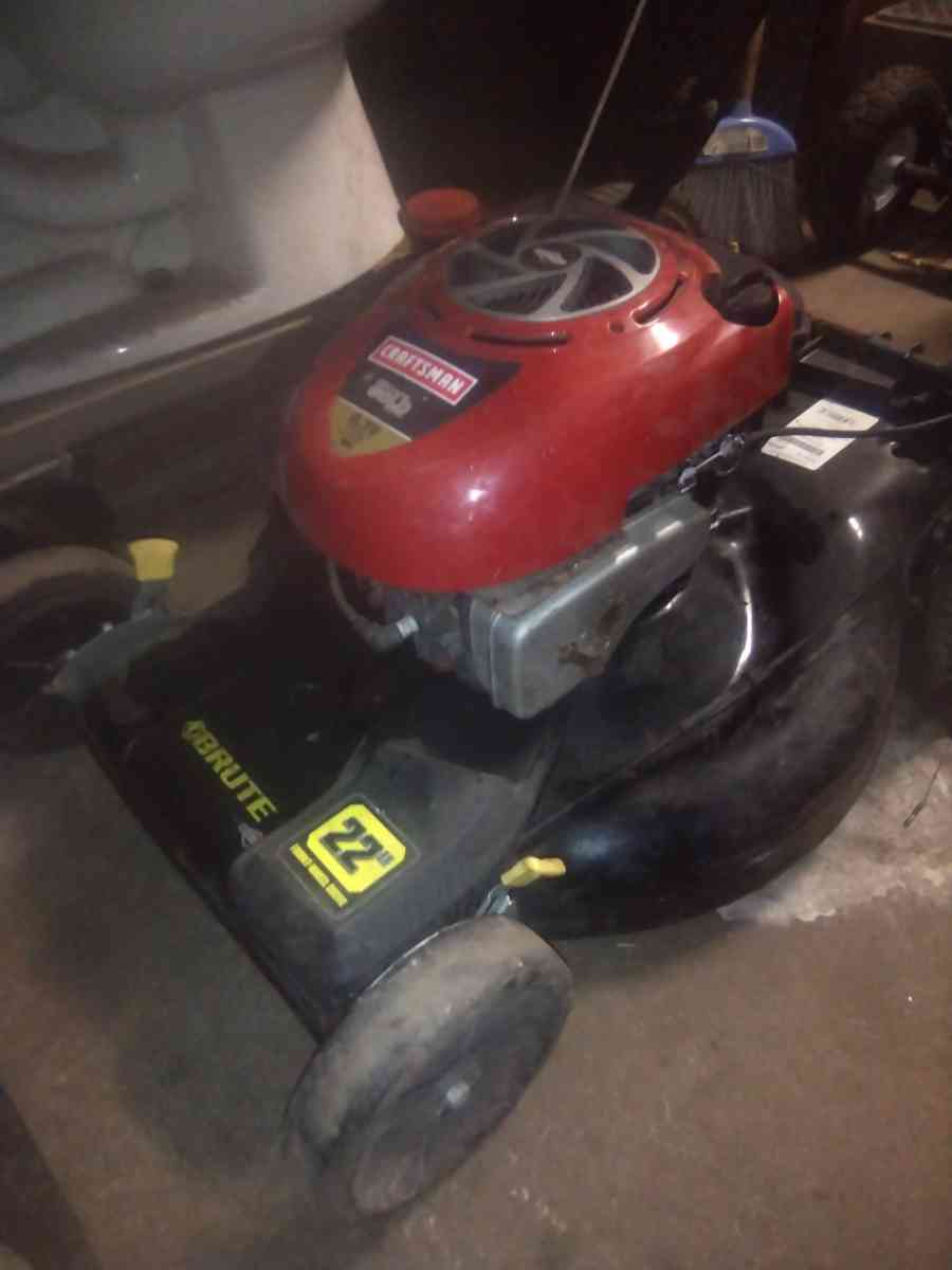 Craftsman Gold Push Mower selfpropelled and mulcher - Toledo, Ohio - FleaMarketBay