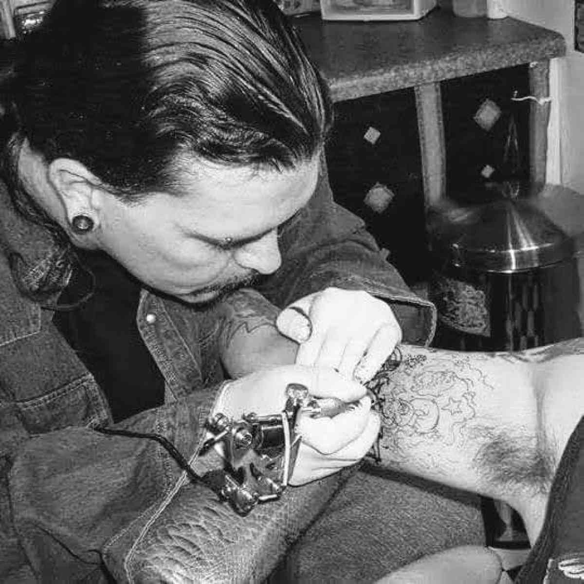 Tattooing and piercing courses and certificates after 3 mos - Mansfield, Ohio