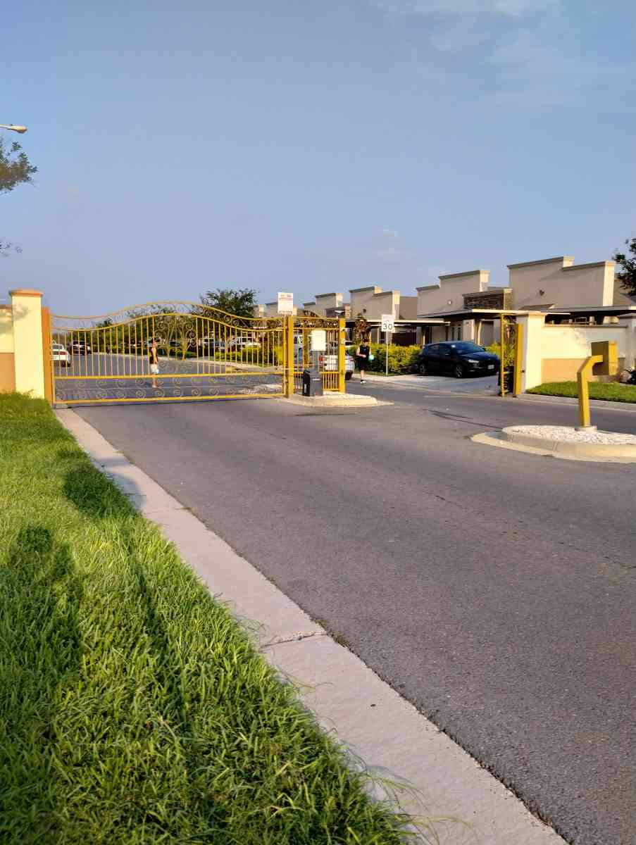 renta de apartamento 709 E MYRTLE BEACH Ave apt 1 - Mcallen, Texas - FleaMarketBay